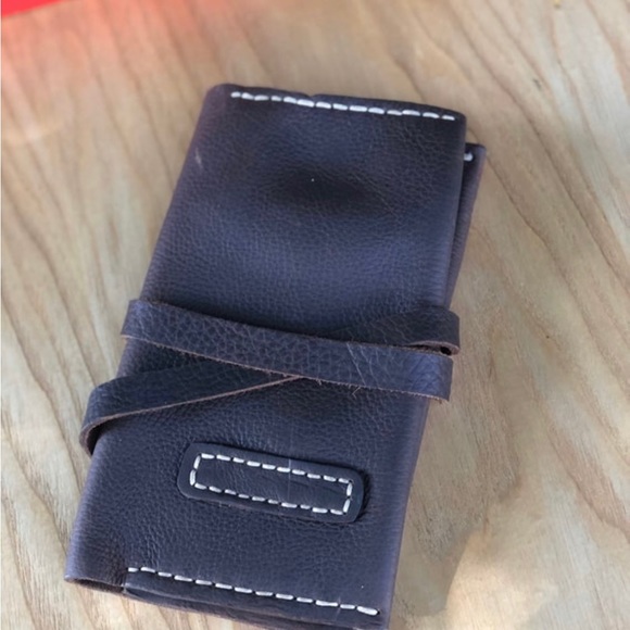 Premium leather Cigar Case hand sewn. New with tags. - Picture 2 of 2